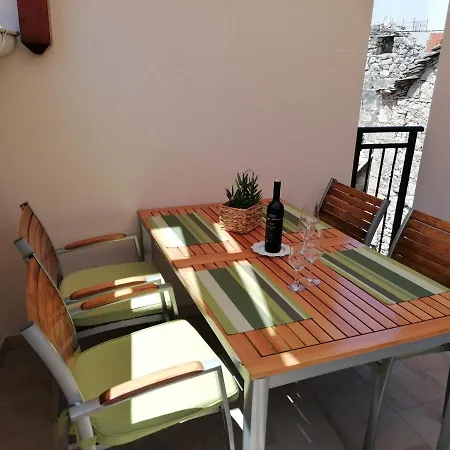Apartman Bracera Primosten Exterior photo