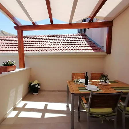 Apartman Bracera Primosten Exterior photo