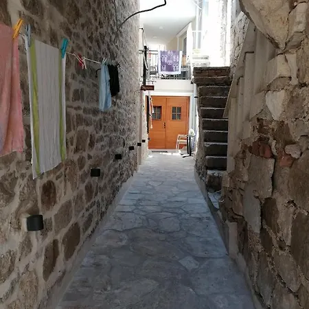 Apartman Bracera Primosten Exterior photo